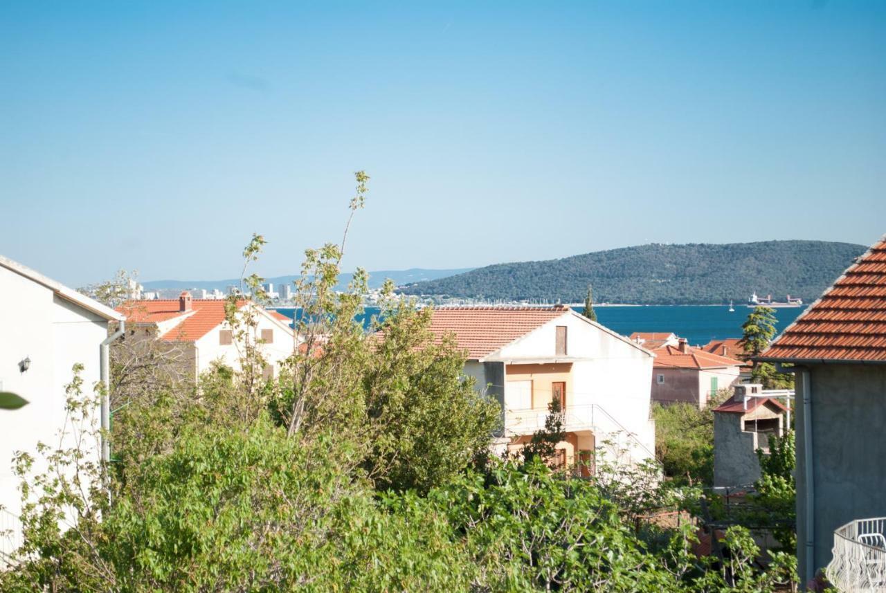 Apartmani Ivan Kaštela Eksteriør billede